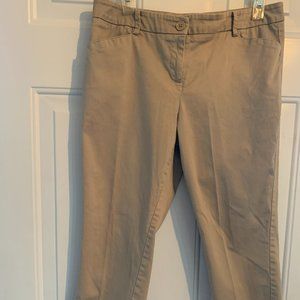 New York & Company Beige Capri Pants